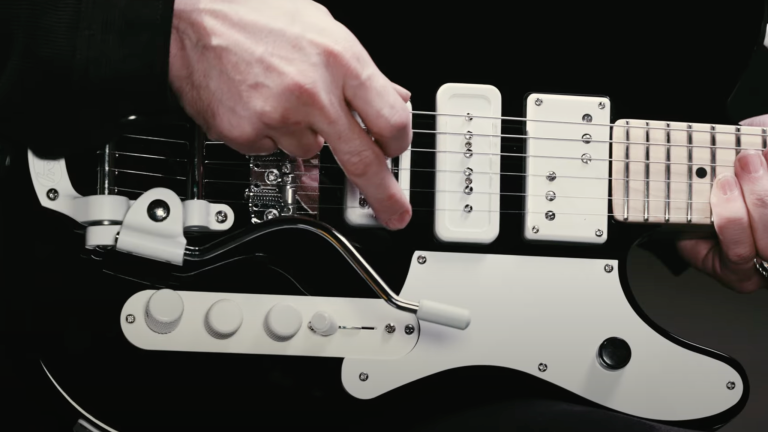 Fender Provides a Comprehensive Overview of the JACK WHITE Triplecaster Triplecaster 768x432