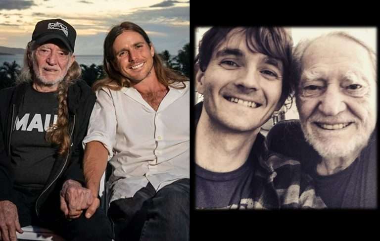 Willie Nelson's Sons, Lukas and Micah, Engage with Fans