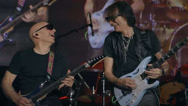 JOE SATRIANI Calls His Upcoming Collaboration with STEVE VAI a 'Wild Sounding' Album Filled with 'Guitar Work Everywhere' Joesatrianistevevaidec2024 638