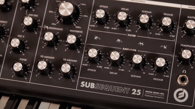 Moog 25 Synth 768x432