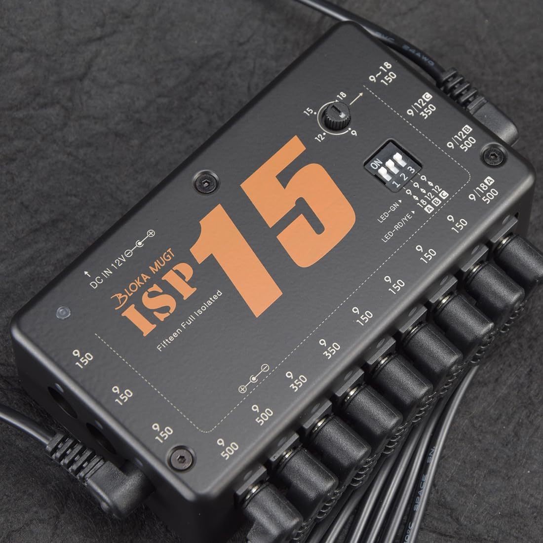Truely-Fully-Isolated-Guitar-Pedal-Power-Supply-15-DC-Outputs-9V12V18V-Adjustable-Blokamugt-ISP15.jpg Blokamugt® Fully Isolated Guitar Pedal Power Supply - 15 DC Outputs, 9V/12V/18V Adjustable Blokamugt ISP15